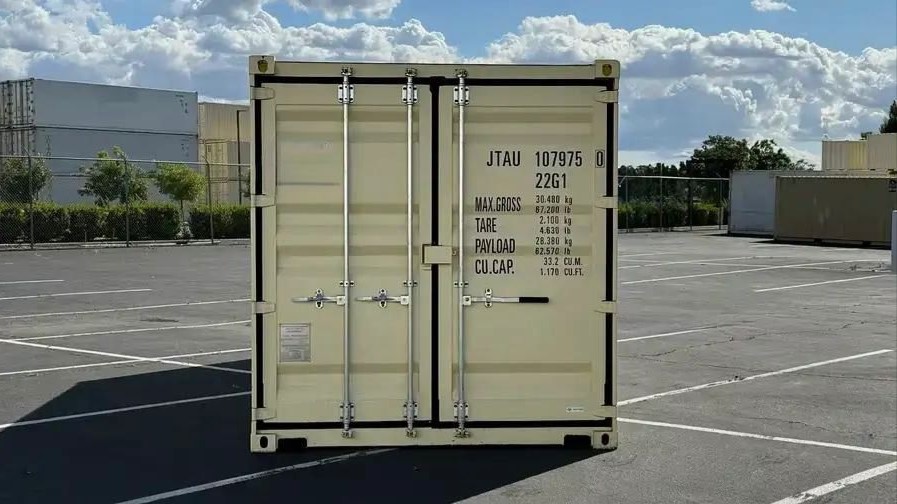 20ft Ground Level Office Container – Portable, Secure & Fully Equipped Onsite Workspace - Image 4