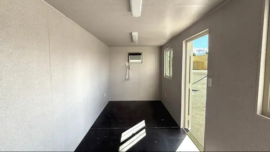 20ft Ground Level Office Container – Portable, Secure & Fully Equipped Onsite Workspace - Image 10