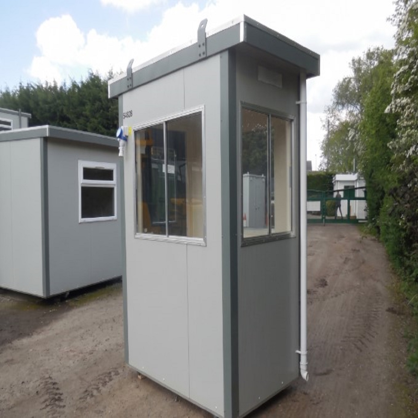 20ft x 12ft Ready-to-Use Home/Office Container