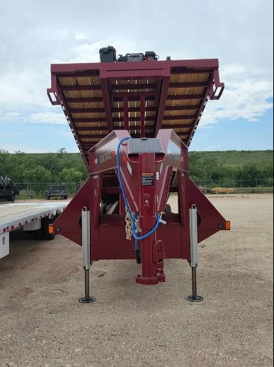 Gooseneck Tilt GT24 Trailer – 24′ Heavy-Duty Hydraulic Tilt Equipment Hauler - Image 2