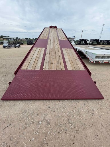 Gooseneck Tilt GT24 Trailer – 24′ Heavy-Duty Hydraulic Tilt Equipment Hauler - Image 6