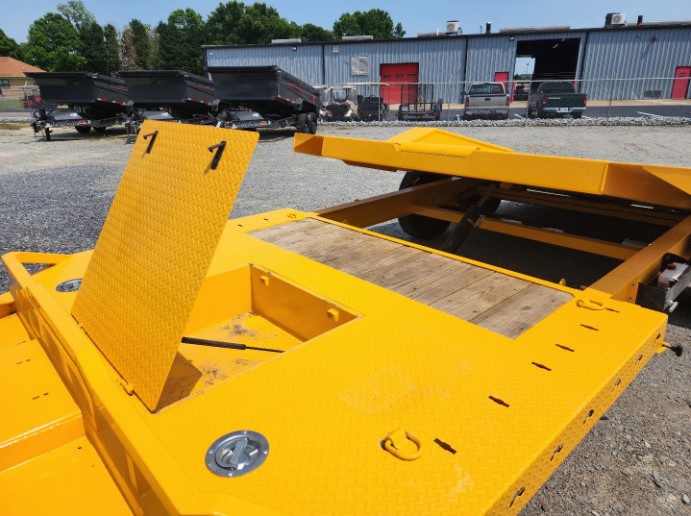 GTX 22′ 16K Gravity Tilt Trailer – Heavy-Duty Equipment Hauler - Image 6