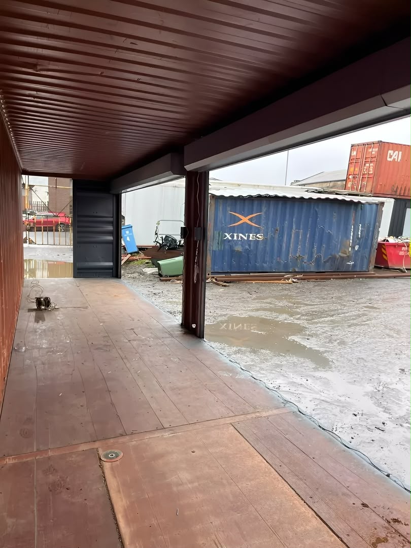 40Ft x 8Ft Shipping Container With Double Roll-Up Doors - Image 8