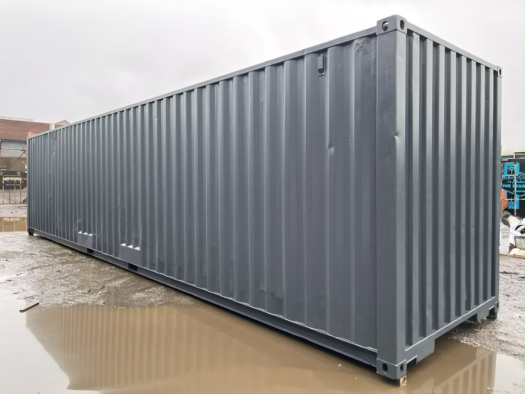 40Ft x 8Ft Shipping Container With Double Roll-Up Doors - Image 4
