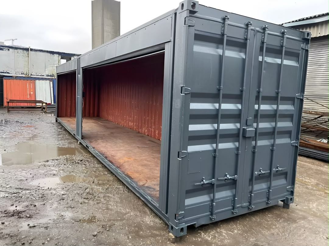 40Ft x 8Ft Shipping Container With Double Roll-Up Doors - Image 3